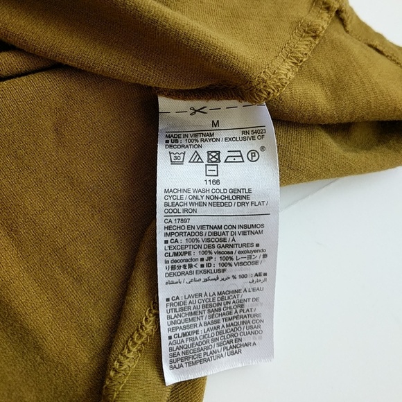 Old Navy long sleeve - Picture 3 of 4